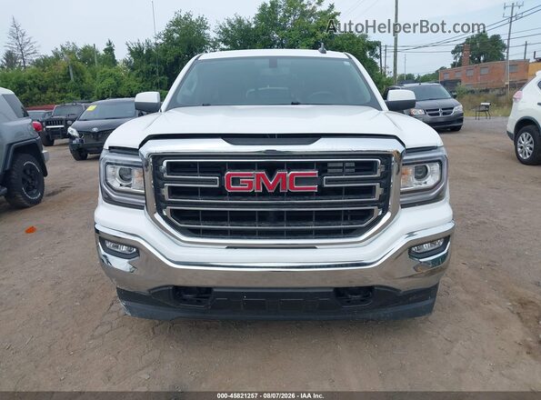 1GTV2MEC5JZ368178 2018 GMC SIERRA White Vista del cuadro de instrumentos