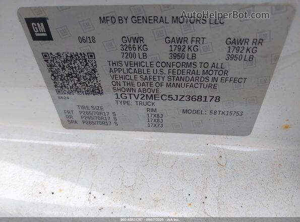1GTV2MEC5JZ368178 2018 GMC SIERRA White Vista del compartimento del motor