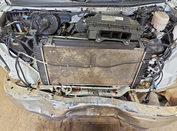 1GTW7AF78N1197002 2022 GMC SAVANA Белый Вид задней части салона