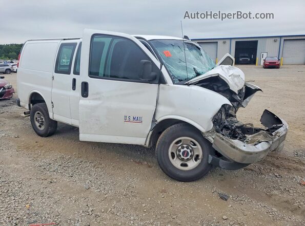 1GTW7AFG1L1197940 2020 GMC SAVANA White Front right