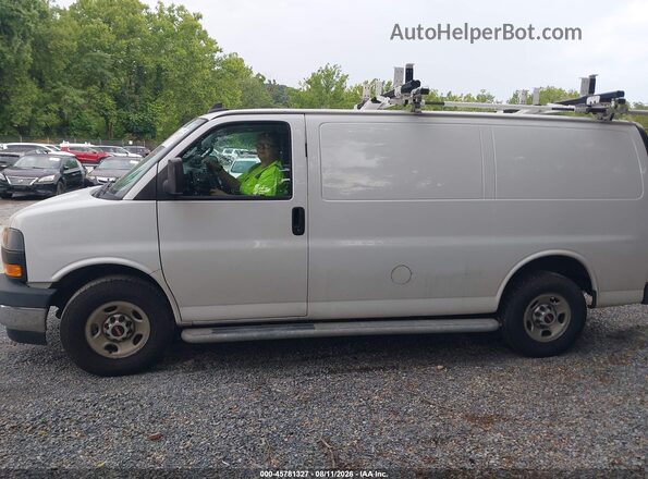 1GTW7AFG4L1233202 2020 GMC SAVANA CARGO White 360 interior view