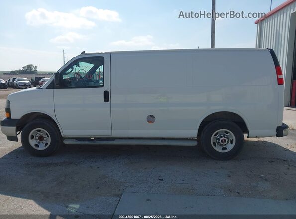 1GTW7AFG5L1237419 2020 GMC SAVANA CARGO White Սալոնի հետևի տեսք