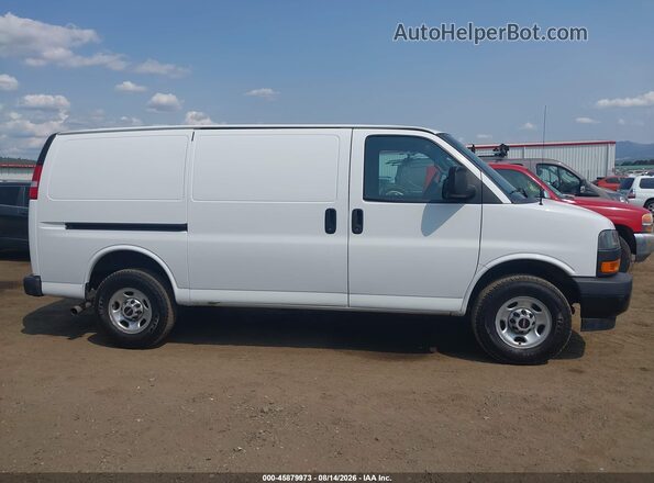 1GTW7AFP3P1106169 2023 GMC SAVANA CARGO White Սալոնի հետևի տեսք