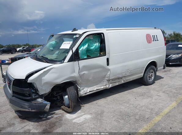1GTW7AFP9N1156376 2022 GMC SAVANA CARGO Белый Передняя левая четверть