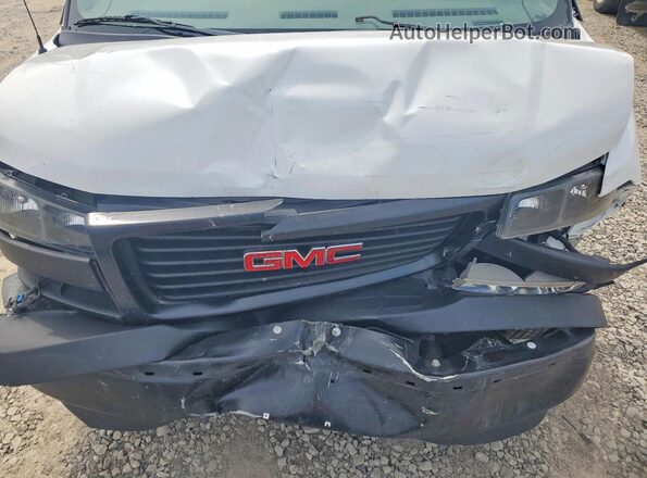 1GTW7AFP9P1159250 2023 GMC SAVANA White ძრავის განყოფილების ხედი