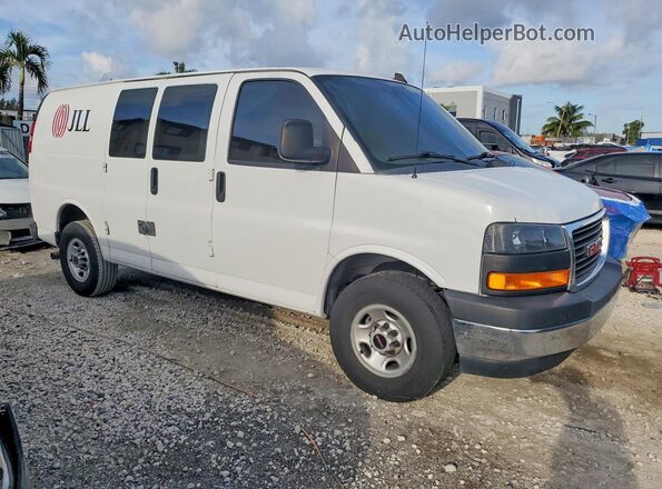 1GTW7AFPXN1147556 2022 GMC SAVANA White Delantero derecho