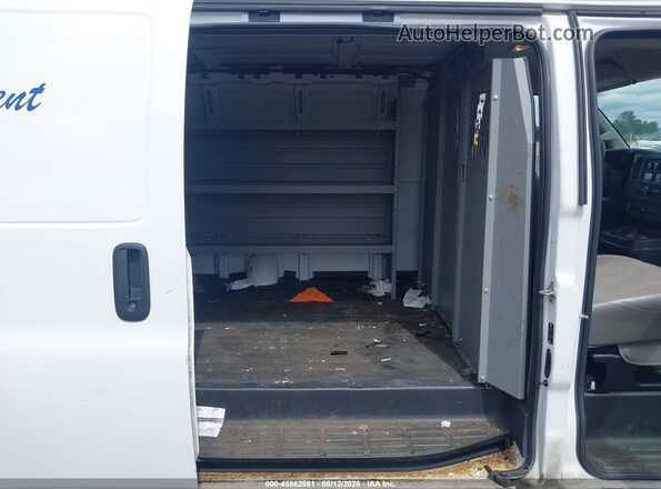 1GTW7BFP5P1119642 2023 GMC SAVANA CARGO White Rear seats view