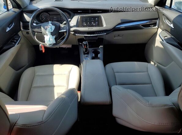 1GYAZAR46MF003200 2021 CADILLAC XT4 Silver Вид панелі приладів