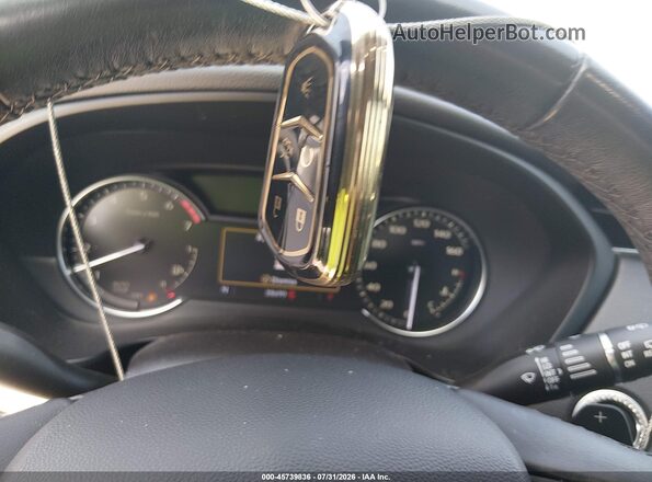 1GYAZAR48PF131099 2023 CADILLAC XT4 White Vista del salpicadero