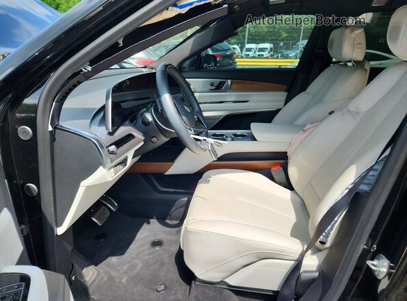 1GYC3KML8TZ701349 2026 CADILLAC VISTIQ Black Front interior view