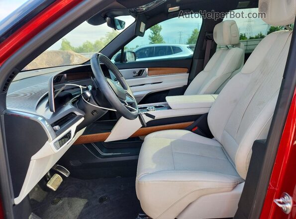 1GYC3NML1TZ703493 2026 CADILLAC VISTIQ Burgundy Вид салону спереду