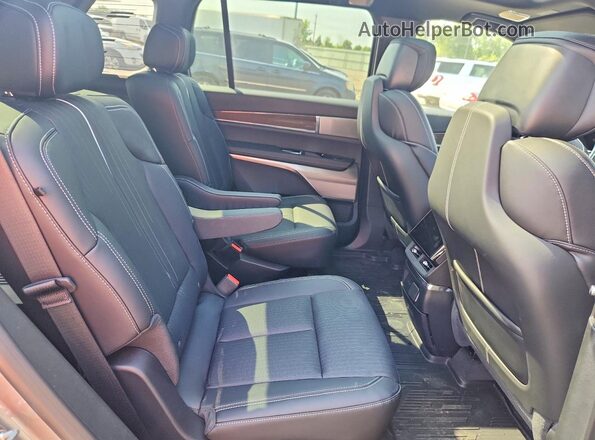 1GYC3NML2TZ705303 2026 CADILLAC VISTIQ Gray Vista interior trasera