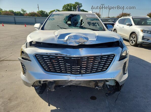 1GYFZCR40LF032210 2020 CADILLAC XT4 Silver Вид спереду