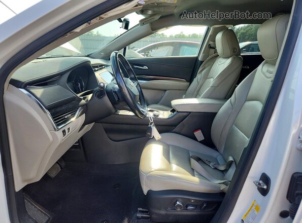 1GYFZCR44LF025390 2020 CADILLAC XT4 White Вид салону спереду