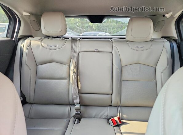 1GYFZCR44LF025390 2020 CADILLAC XT4 White Вид задніх сидінь