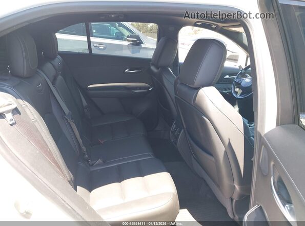 1GYFZDR47KF103858 2019 CADILLAC XT4 White Widok naklejki z numerem VIN