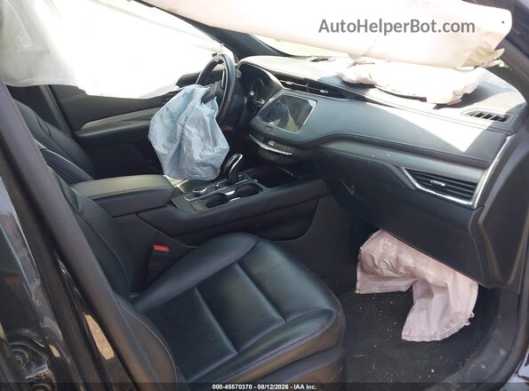 1GYFZDR49NF134646 2022 CADILLAC XT4 Black წინა სალონის ხედი