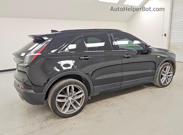 1GYFZER40MF001004 2021 CADILLAC XT4 Black Tył prawy