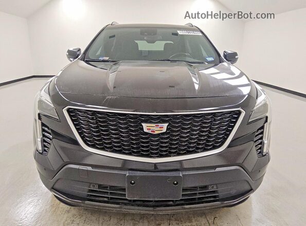 1GYFZER40MF001004 2021 CADILLAC XT4 Black Widok z przodu