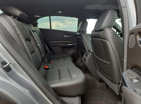 1GYFZER41PF131510 2023 CADILLAC XT4 Gray Սալոնի հետևի տեսք