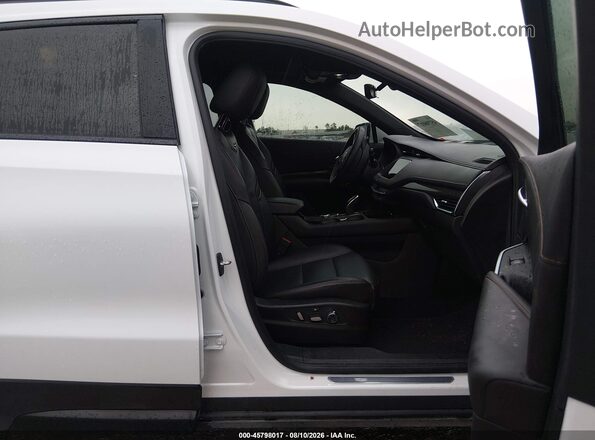 1GYFZER47NF107516 2022 CADILLAC XT4 White წინა სალონის ხედი