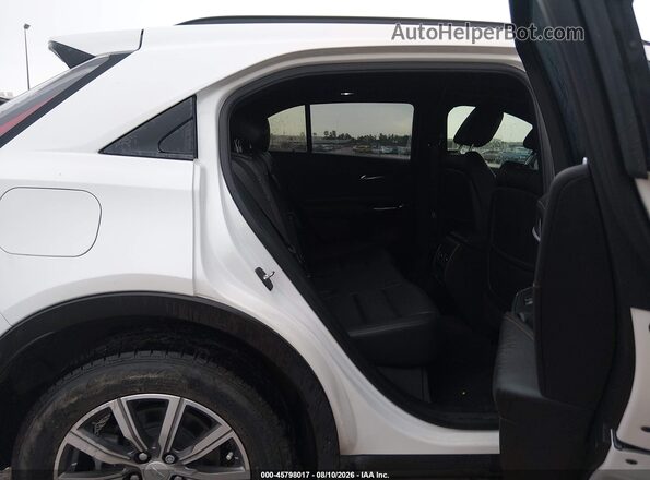 1GYFZER47NF107516 2022 CADILLAC XT4 White VIN კოდის სტიკერის ხედი