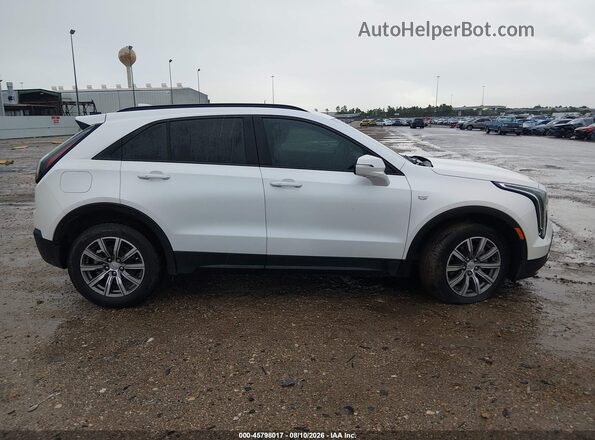 1GYFZER47NF107516 2022 CADILLAC XT4 White უკანა სალონის ხედი
