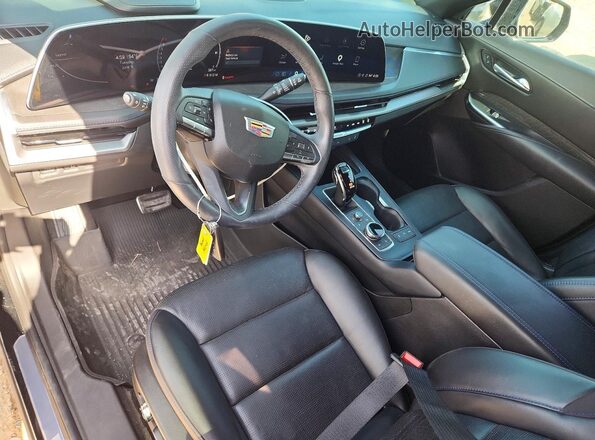 1GYFZER49RF242826 2024 CADILLAC XT4 Black Вид панелі приладів