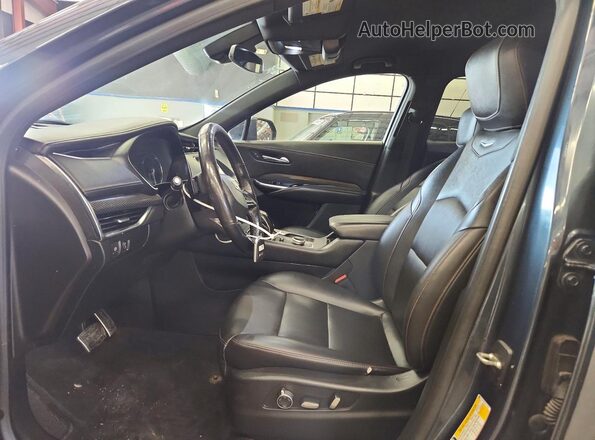 1GYFZFR43KF117686 2019 CADILLAC XT4 Gray წინა სალონის ხედი