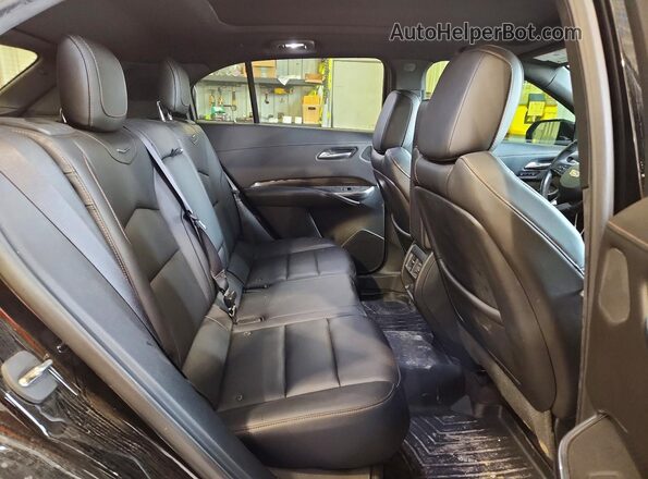 1GYFZFR43KF164362 2019 CADILLAC XT4 Black უკანა სავარძლების ხედი