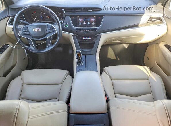 1GYKNARS0HZ223919 2017 CADILLAC XT5 Black Առջևի վահանակի տեսք