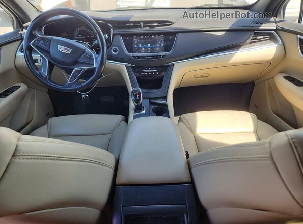 1GYKNARS2JZ170968 2018 CADILLAC XT5 White წინა პანელის ხედი