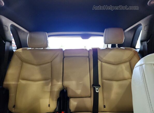 1GYKNARS2JZ172901 2018 CADILLAC XT5 Black Հետևի նստատեղերի տեսք