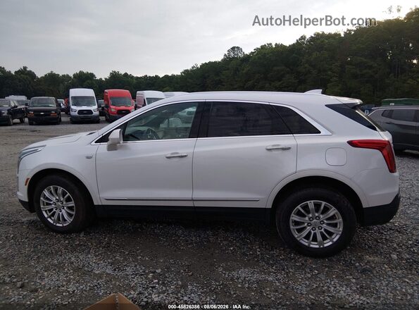 1GYKNARS2KZ112036 2019 CADILLAC XT5 White Widok wnętrza 360 stopni