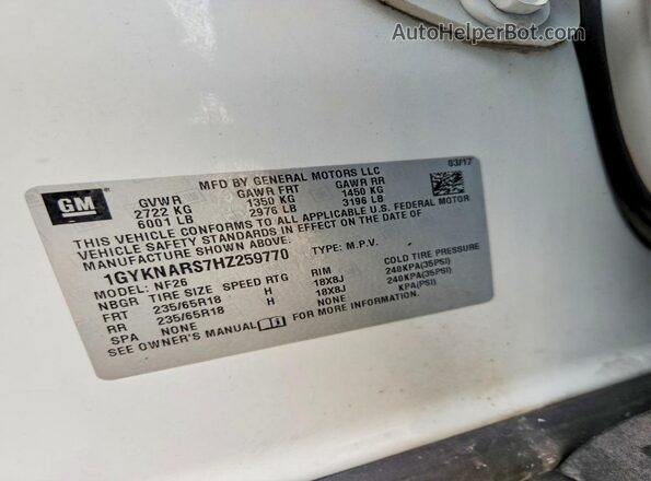 1GYKNARS7HZ259770 2017 CADILLAC XT5 White Widok komory silnika