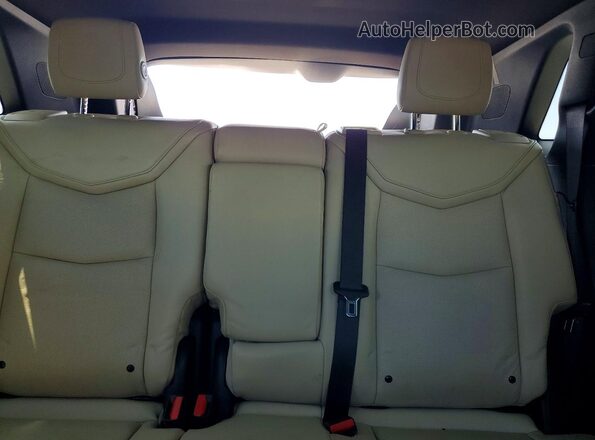 1GYKNBRS4HZ262471 2017 CADILLAC XT5 Gray Vista de los asientos traseros