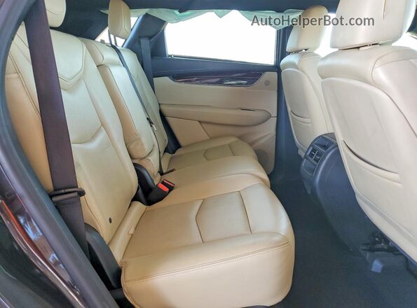 1GYKNBRS6HZ198403 2017 CADILLAC XT5 Gray 