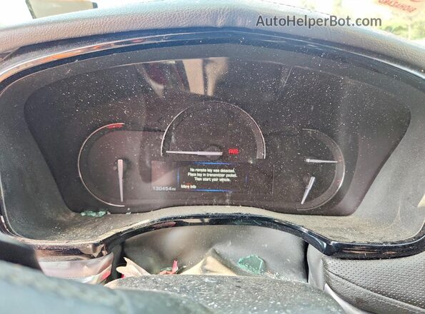 1GYKNCRS8JZ103237 2018 CADILLAC XT5 Purple Instrument cluster view