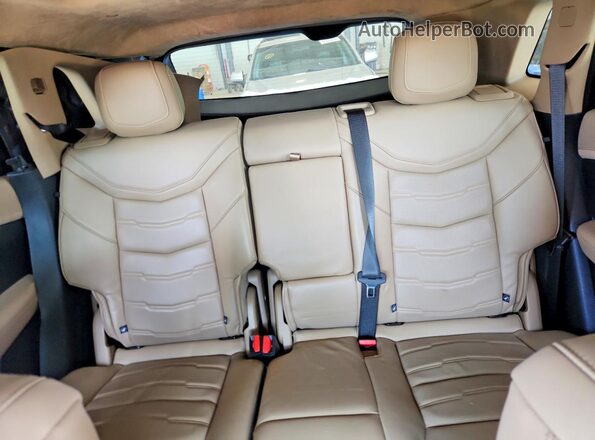 1GYKNFRS1MZ219921 2021 CADILLAC XT5 Gray Vista de los asientos traseros