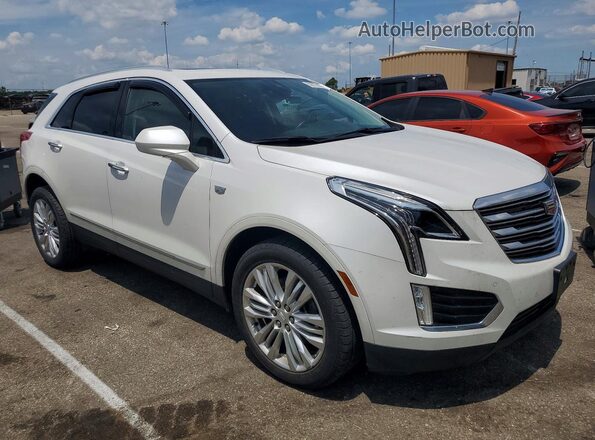 1GYKNFRS3KZ109529 2019 CADILLAC XT5 Белый Передняя правая четверть