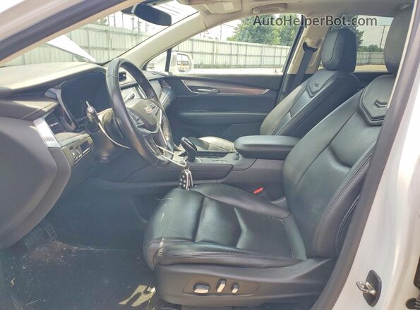 1GYKNFRS3KZ109529 2019 CADILLAC XT5 Белый Вид салона спереди