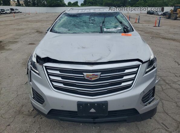 1GYKNFRS4JZ119596 2018 CADILLAC XT5 Silver Вид спереду