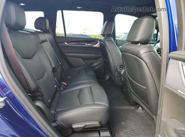 1GYKPCRS3RZ725752 2024 CADILLAC XT6 Blue Vista interior trasera