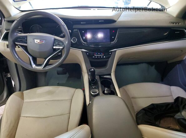1GYKPCRSXLZ100613 2020 CADILLAC XT6 Silver Widok deski rozdzielczej