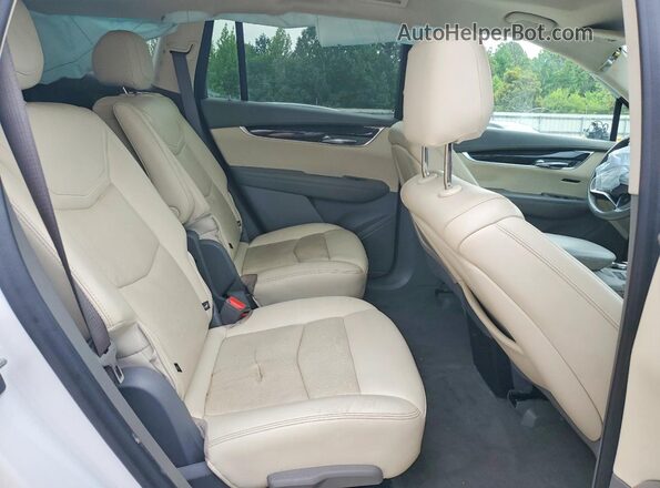 1GYKPDRS0MZ174663 2021 CADILLAC XT6 Белый Вид задней части салона