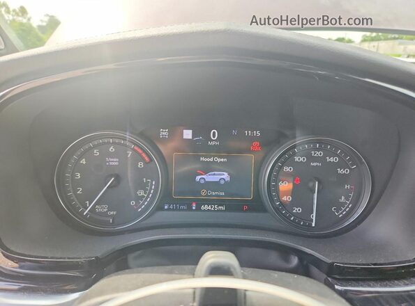 1GYKPDRS3PZ181823 2023 CADILLAC XT6 Maroon Սարքավորումների վահանակի տեսք
