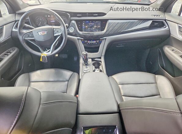 1GYKPDRS3PZ181823 2023 CADILLAC XT6 Maroon Առջևի վահանակի տեսք