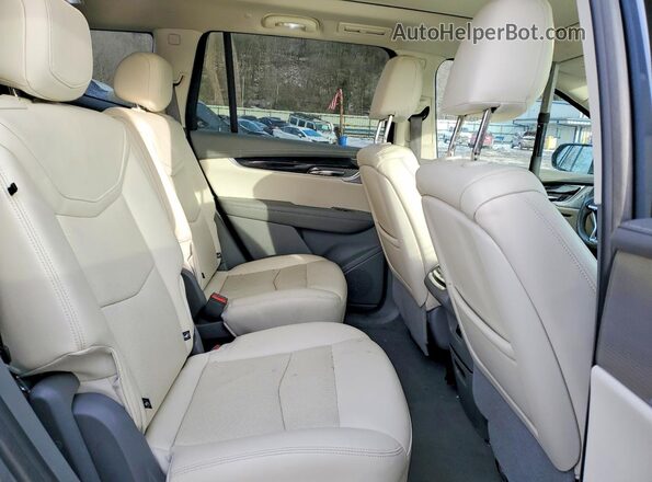 1GYKPDRS5MZ133946 2021 CADILLAC XT6 Серебряный Вид задней части салона