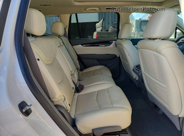 1GYKPDRS7LZ117276 2020 CADILLAC XT6 White Սալոնի հետևի տեսք