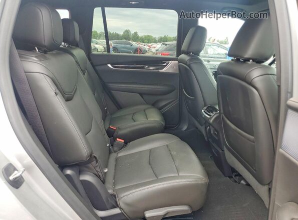 1GYKPDRS7LZ135762 2020 CADILLAC XT6 Silver Вид задньої частини салону